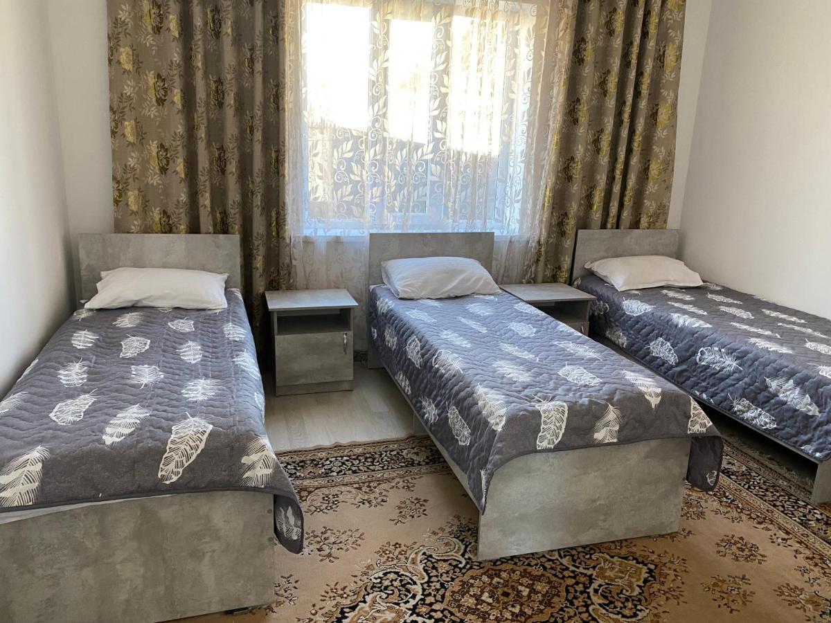 Kochkor Guest House Baytur מראה חיצוני תמונה